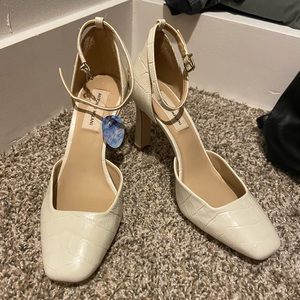 Antonio Melani Comfort Heels